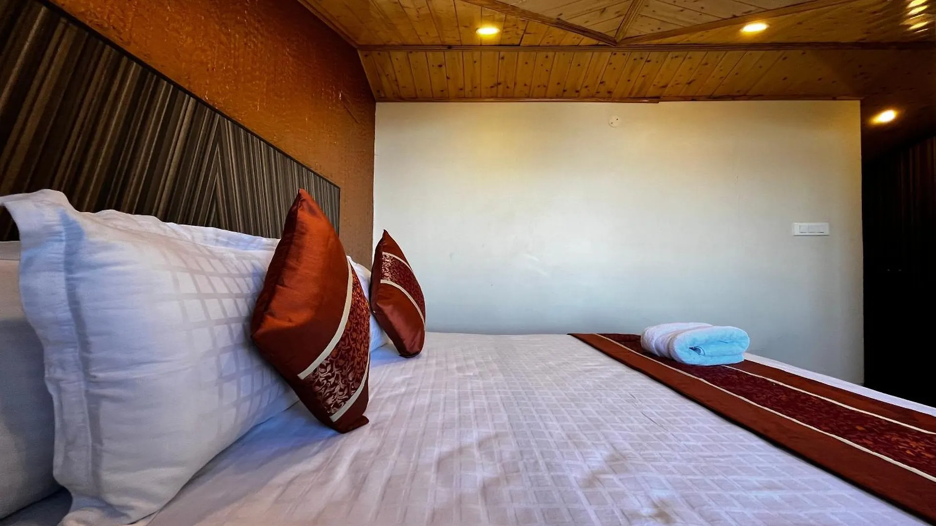 Puri'S Bnb Shimla Bed & Breakfast