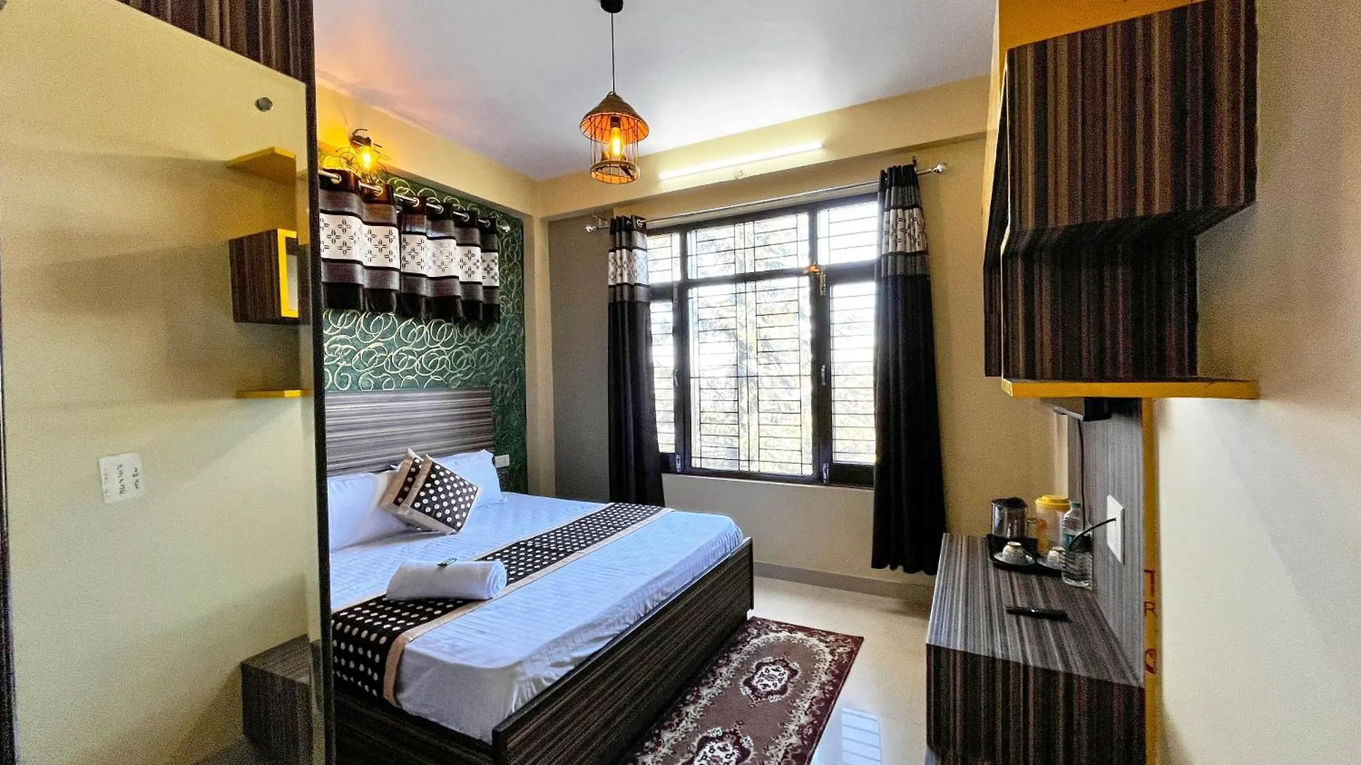 Puri'S Bnb Shimla Bed & Breakfast