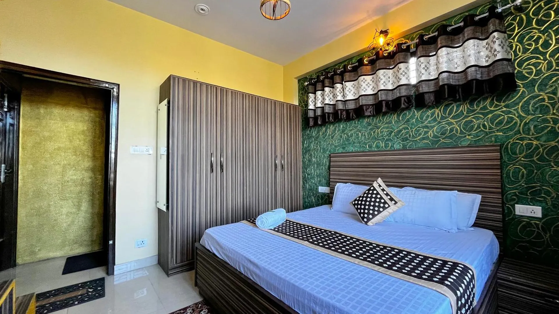 Puri'S Bnb Shimla Bed & Breakfast